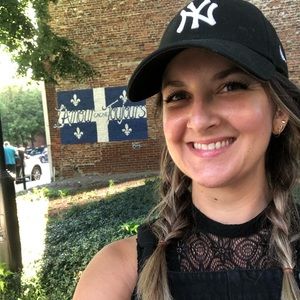 Meet your Posher, Melissa